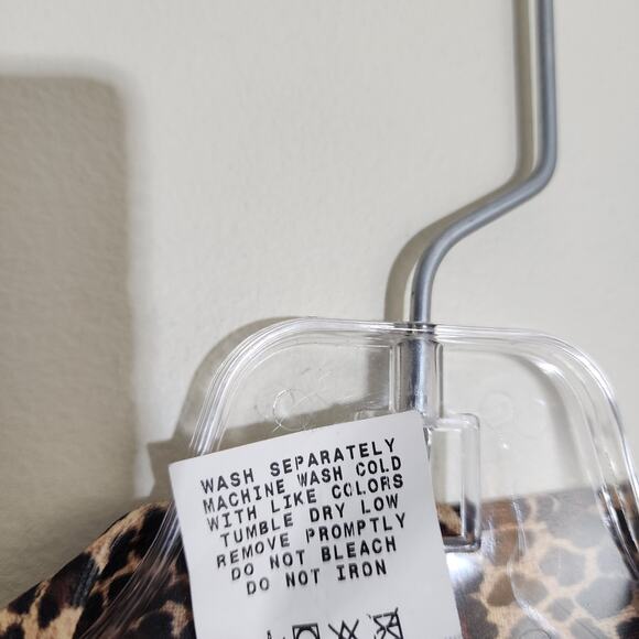 Hot Chillys 1/4 zip cheetah print color block under sleeves shirt woman's size L - Picture 5 of 15